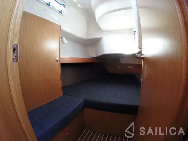 Bavaria 37 Cruiser - Yacht Charter Sailica