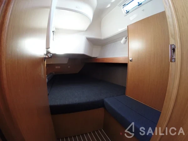 Bavaria 37 Cruiser - Yacht Charter Sailica