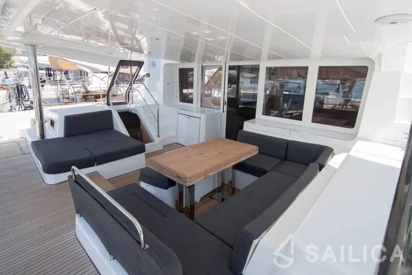 Lagoon 52F - Yacht Charter Sailica