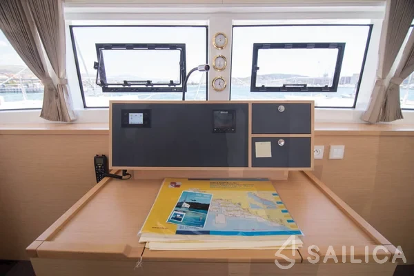 Lagoon 52F - Yacht Charter Sailica