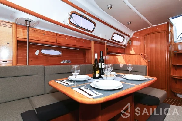 Bavaria 39 Cruiser - Yacht Charter Sailica