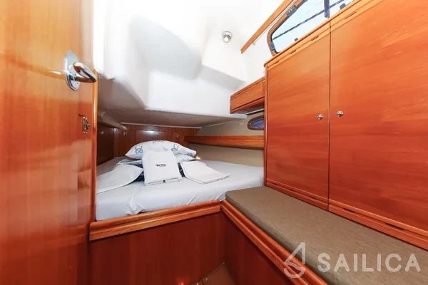 Bavaria 39 Cruiser - Yacht Charter Sailica