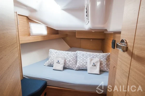 Elan Impression 45.1 - Yacht Charter Sailica