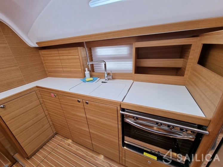 Elan Impression 45.1 - Yacht Charter Sailica