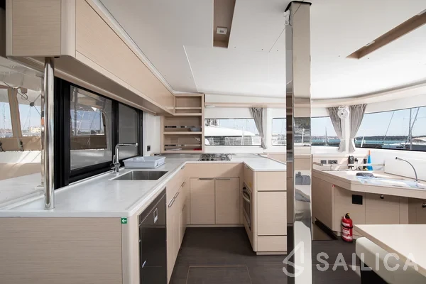 Lagoon 46  - Yacht Charter Sailica