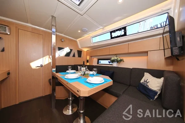 Bavaria C42 - Yacht Charter Sailica