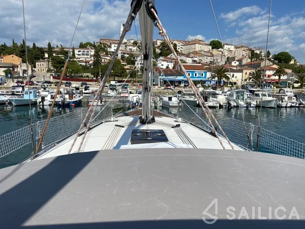 Bavaria 51 Cruiser - Yacht Charter Sailica