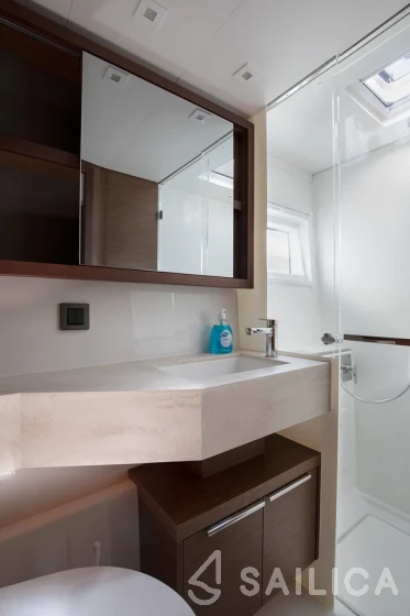 Lagoon 46  - Yacht Charter Sailica