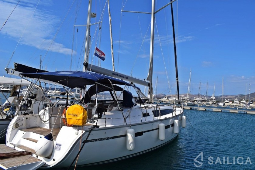 Bavaria 46 Cruiser - Yacht Charter Sailica