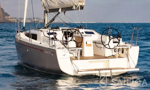 Oceanis 34.1 - Yacht Charter Sailica