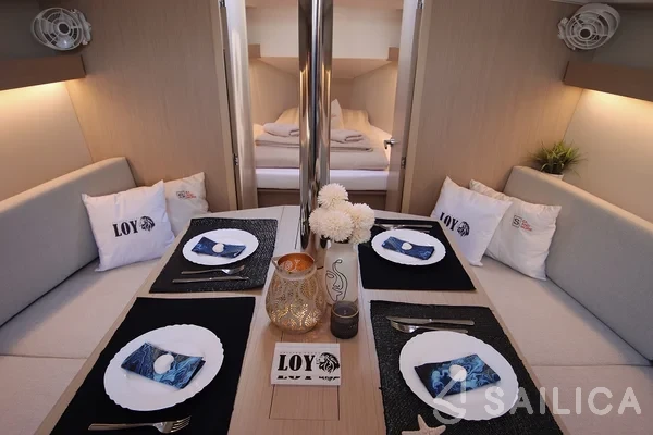 Oceanis 34.1 - Yacht Charter Sailica