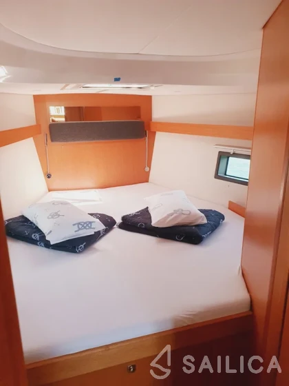 Bavaria C42 - Yacht Charter Sailica