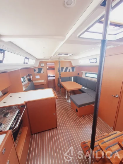 Bavaria C42 - Yacht Charter Sailica