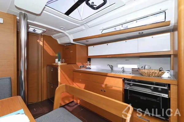 Dufour 430 - Yacht Charter Sailica