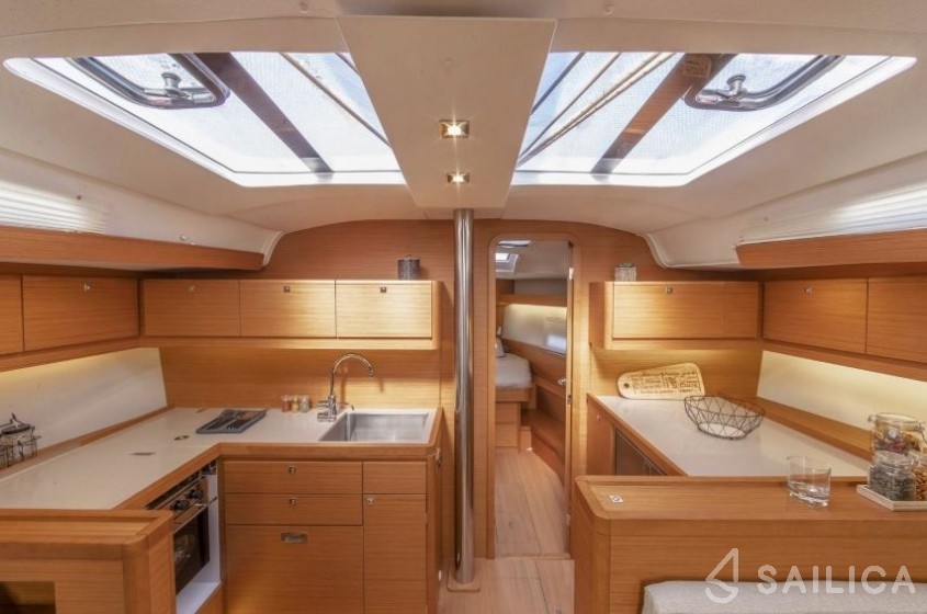 Dufour 430 - Yacht Charter Sailica