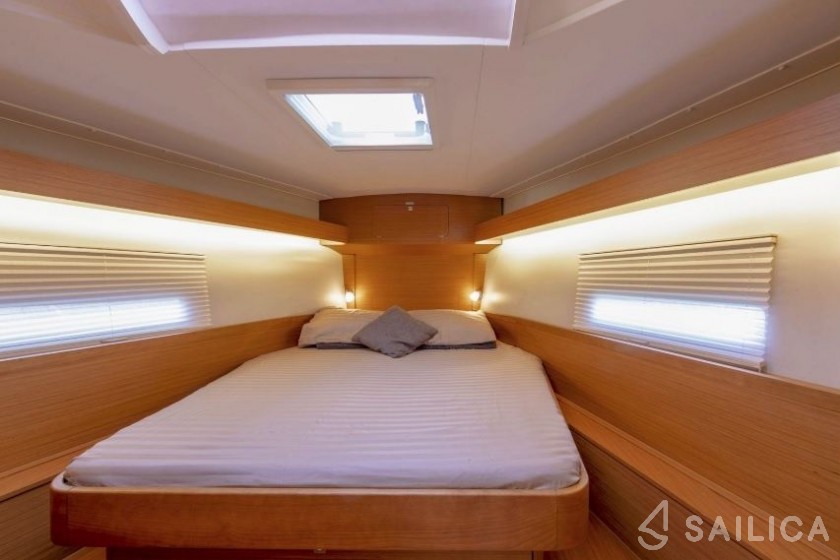Dufour 430 - Yacht Charter Sailica