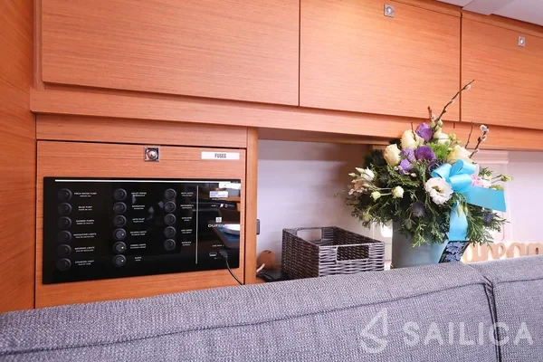 Dufour 430 - Yacht Charter Sailica