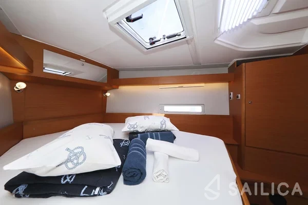 Dufour 430 - Yacht Charter Sailica
