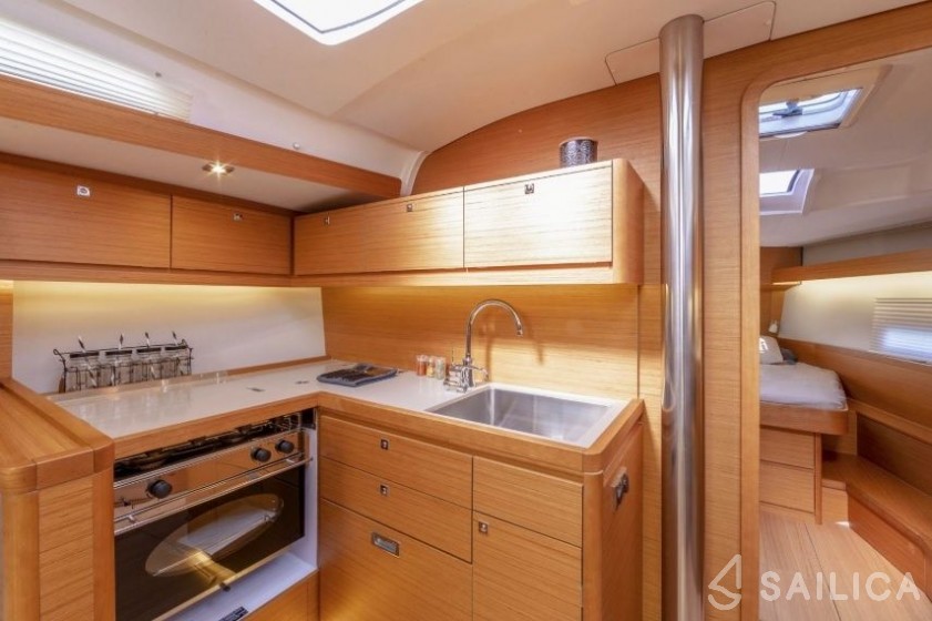 Dufour 430 - Yacht Charter Sailica