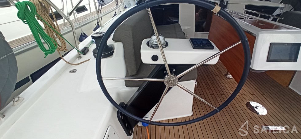 Dufour 430 - Yacht Charter Sailica