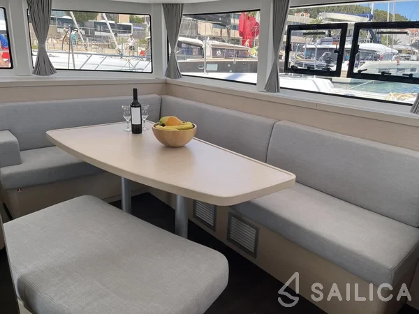 Lagoon 42 - Yacht Charter Sailica