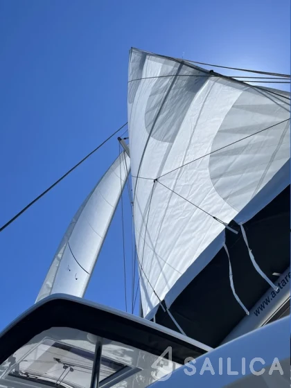 Lagoon 42 - Yacht Charter Sailica