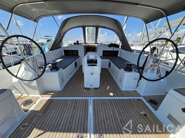 Sun Odyssey 490 - Yacht Charter Sailica