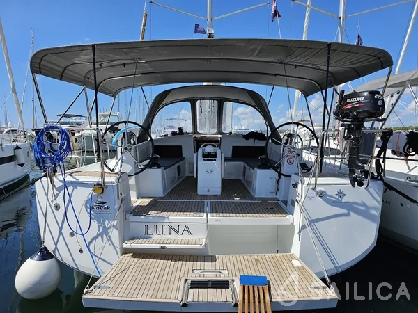 Sun Odyssey 490 - Yacht Charter Sailica