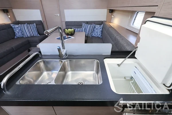 Hanse 458 - Yacht Charter Sailica