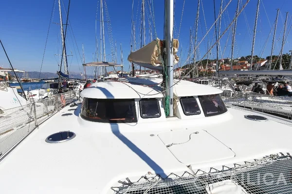 Lipari 41 - Yacht Charter Sailica