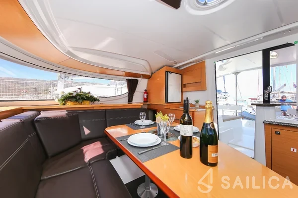 Lipari 41 - Yacht Charter Sailica