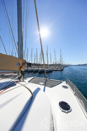 Lipari 41 - Yacht Charter Sailica
