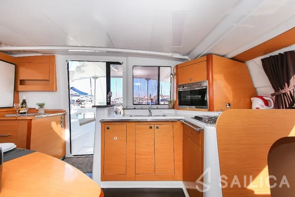 Lipari 41 - Yacht Charter Sailica