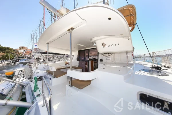 Lipari 41 - Yacht Charter Sailica