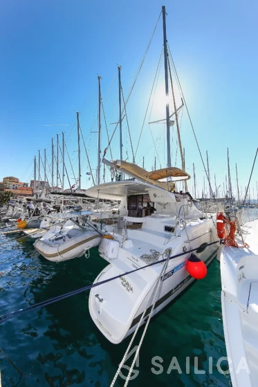 Lipari 41 - Yacht Charter Sailica
