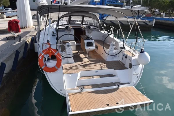 Bavaria 46 Cruiser - Yacht Charter Sailica