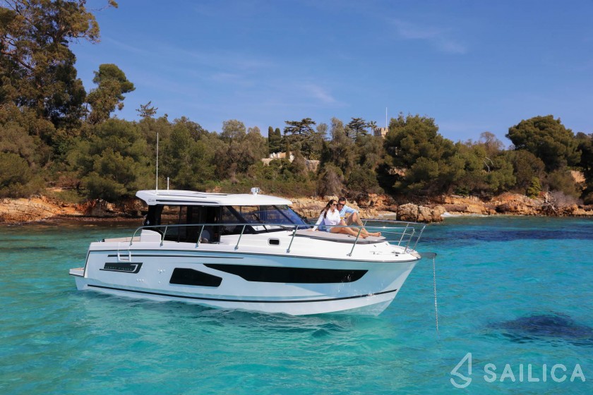 Merry Fisher 1095 - Yacht Charter Sailica