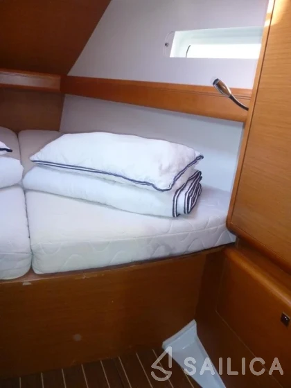 Sun Odyssey 439 - Yacht Charter Sailica