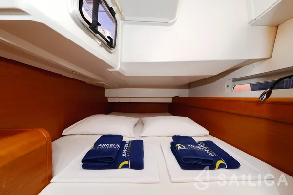 Sun Odyssey 439 - Yacht Charter Sailica