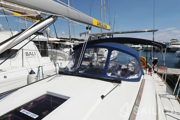 Sun Odyssey 439 - Yacht Charter Sailica