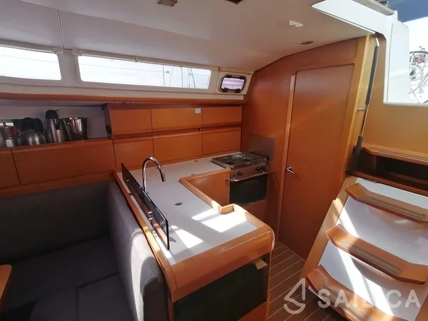 Sun Odyssey 439 - Yacht Charter Sailica