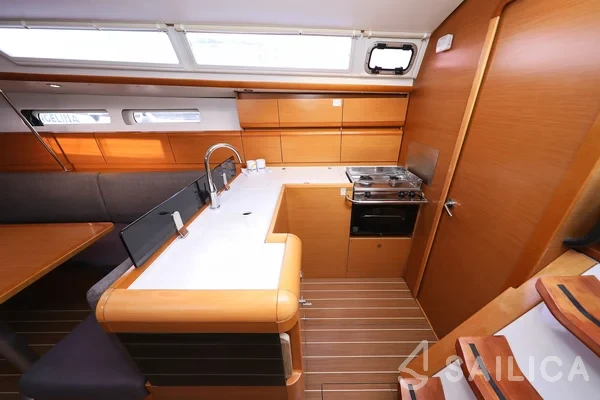 Sun Odyssey 439 - Yacht Charter Sailica