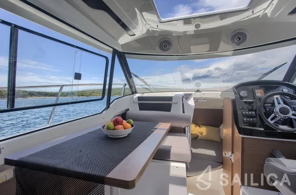 Merry Fisher 795 - Photo #55 Merry Fisher 795 - Yacht Charter Sailica