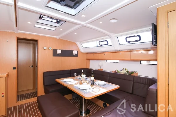 Bavaria 51 Cruiser - Yacht Charter Sailica