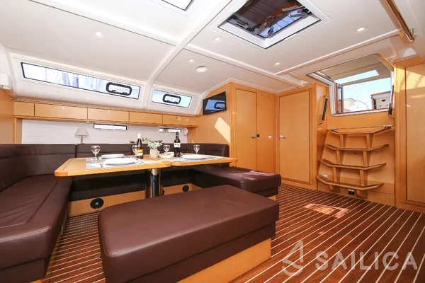 Bavaria 51 Cruiser - Yacht Charter Sailica