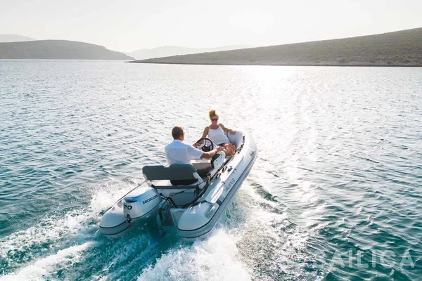 Lagoon 46  - Yacht Charter Sailica
