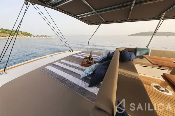 Bali 5.4. - Yacht Charter Sailica
