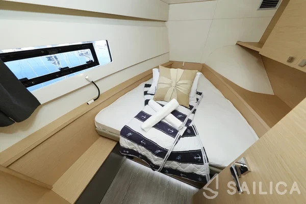 MY 37 - Yacht Charter Sailica