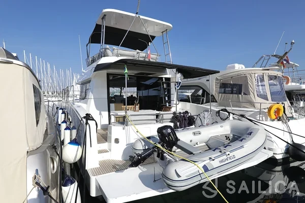 MY 37 - Yacht Charter Sailica