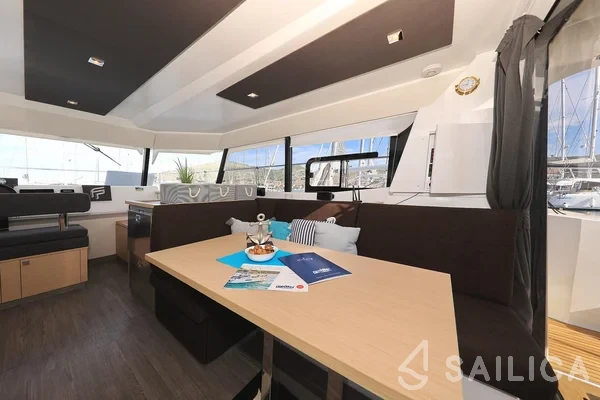 MY 37 - Yacht Charter Sailica